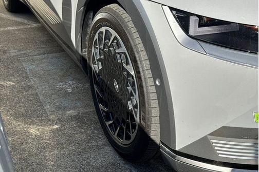 Cyber Gray 2023 Hyundai IONIQ 5 Limited