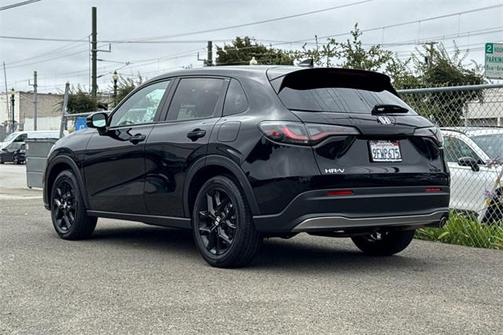 2023 Honda HR-V 2WD Sport