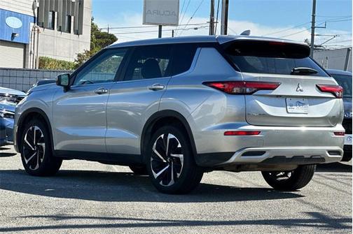 2024 Mitsubishi Outlander SE 2.5 2WD