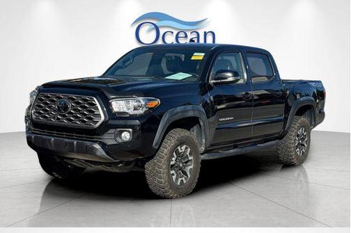 Midnight Black Metallic 2022 Toyota Tacoma TRD Off Road