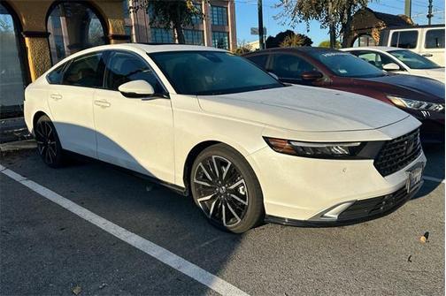 2023 Honda Accord Hybrid Touring