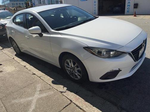 2016 Mazda Mazda3 i Sport