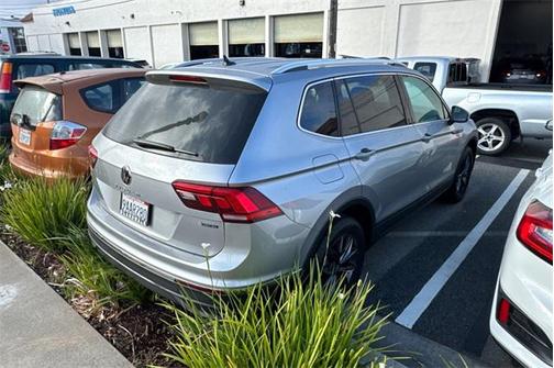 2022 Volkswagen Tiguan 2.0T SE 4MOTION