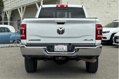 2022 RAM 2500 Laramie Crew Cab 4x4 6'4' Box