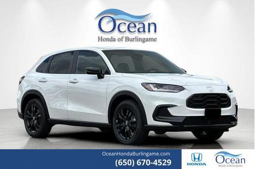 PLATINUM WHT PR 2027 Honda HR-V Sport