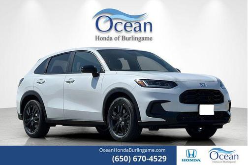 PLATINUM WHT PR 2026 Honda HR-V 2WD Sport