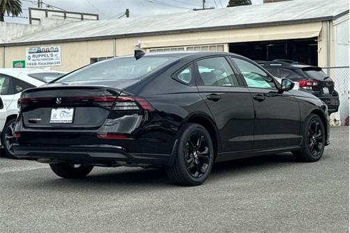2025 Honda Accord Sport SE 1.5T