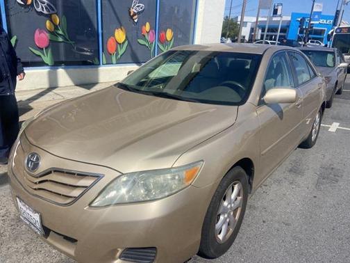 2011 Toyota Camry LE