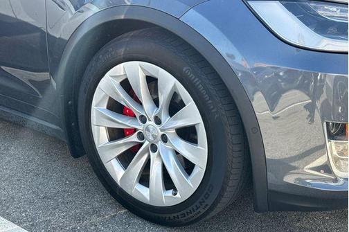 Gray 2019 Tesla Model X Performance