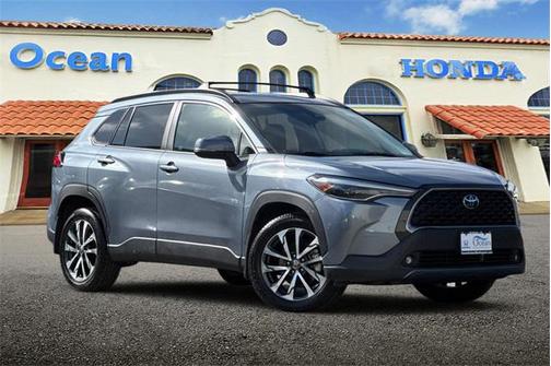 2022 Toyota Corolla Cross XLE