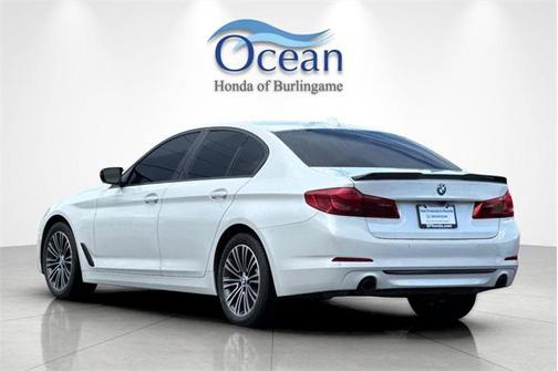 2019 BMW 530 530i