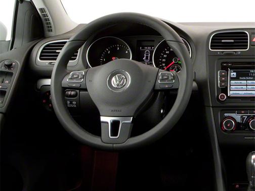 2010 Volkswagen Golf 4-Door