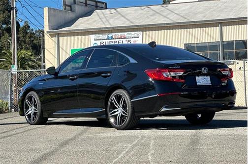 2022 Honda Accord Hybrid Touring