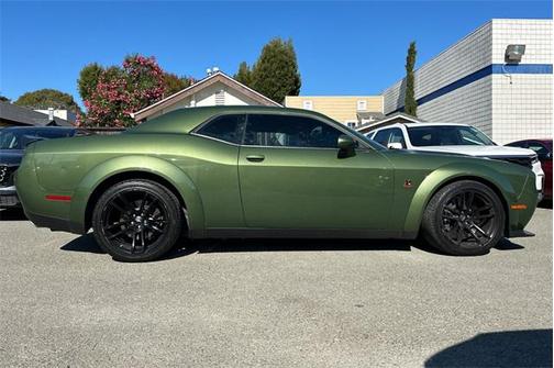 2022 Dodge Challenger R/T Scat Pack Widebody