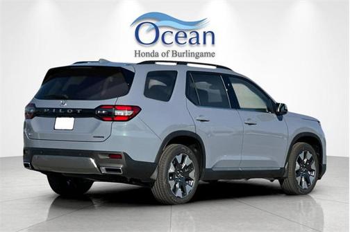 2026 Honda Pilot Touring 8-Passenger