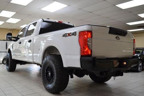 Photo 5 of 32 of 2020 Ford F-250 XL