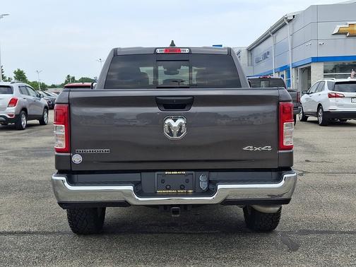 Granite Crystal Metallic Clearcoat 2023 RAM 1500 Big Horn 4x4 Crew Cab 5'7" Box
