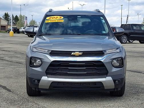 Sterling Gray Metallic 2023 Chevrolet Trailblazer AWD 4dr LT