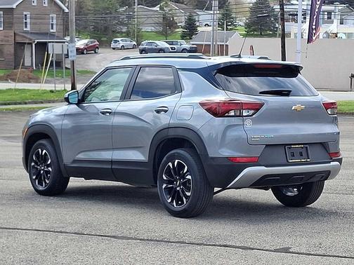 Sterling Gray Metallic 2023 Chevrolet Trailblazer LT