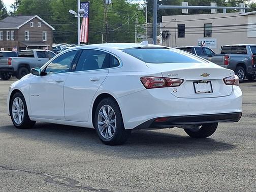 Summit White 2020 Chevrolet Malibu 4dr Sdn LT