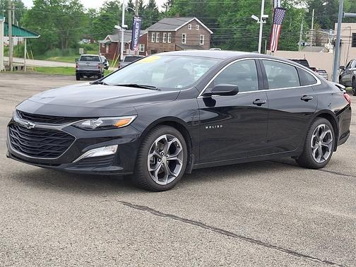Mosaic Black Metallic 2019 Chevrolet Malibu 4dr Sdn RS w/1SP