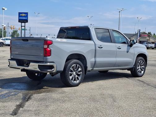 Dark Ash Metallic 2024 Chevrolet Silverado 1500 4WD Crew Cab 147" LT w/2FL