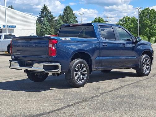 Northsky Blue Metallic 2022 Chevrolet Silverado 1500 4WD Crew Cab 147" LT w/2FL