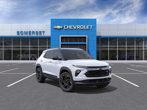 Iridescent Pearl Tricoat 2026 Chevrolet Trailblazer RS