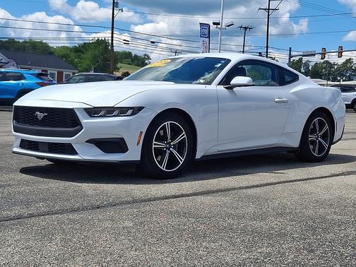 Oxford White 2024 Ford Mustang EcoBoost Fastback