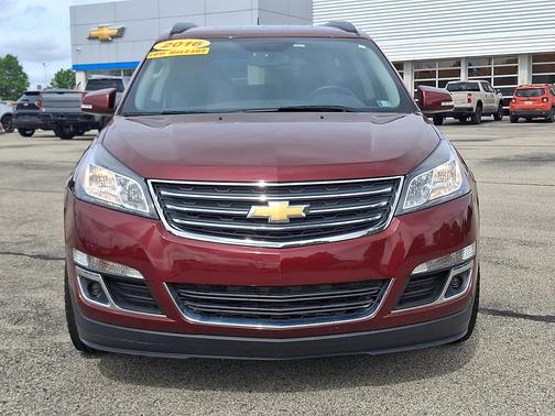 Siren Red Tintcoat 2016 Chevrolet Traverse AWD 4dr LT w/1LT