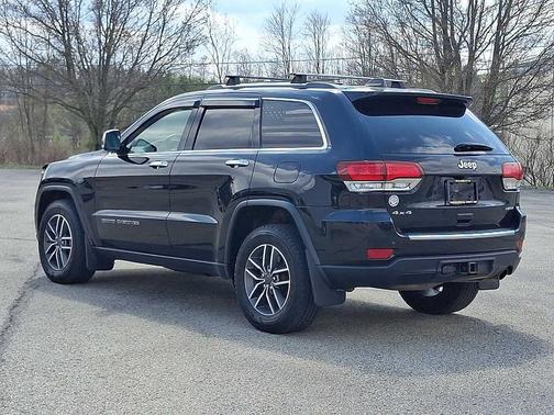 Diamond Black Crystal Pearlcoat 2021 Jeep Grand Cherokee Limited