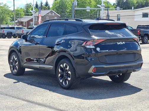 Ebony Black 2024 Kia Sportage X-Line AWD