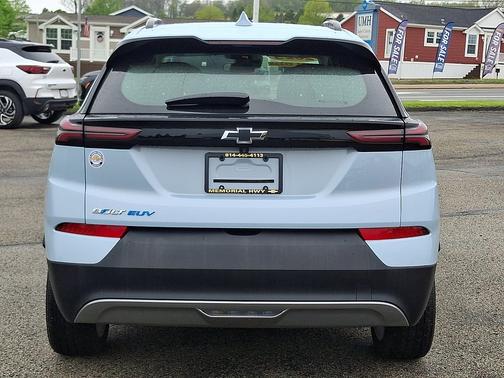 Ice Blue Metallic 2023 Chevrolet Bolt EUV FWD 4dr LT