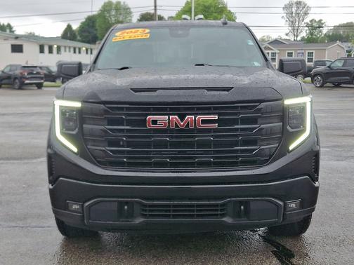 Onyx Black 2023 GMC Sierra 1500 4WD Crew Cab 147" Elevation w/3VL