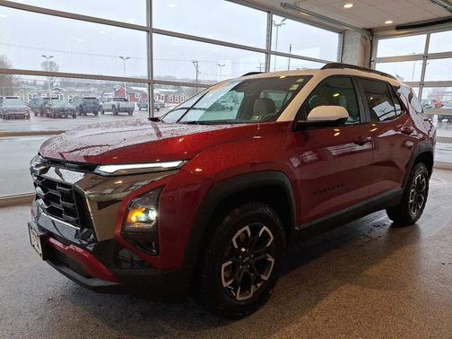 Radiant Red Tintcoat 2025 Chevrolet Equinox AWD 4dr ACTIV w/KDZ