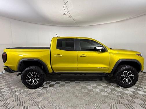 2023 GMC Canyon AT4X