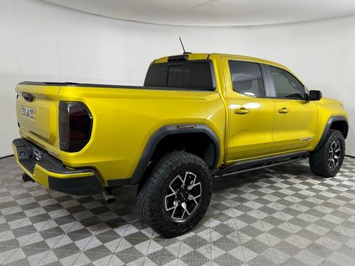 2023 GMC Canyon AT4X