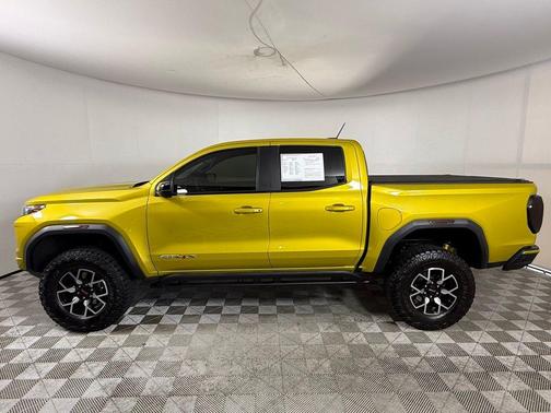 2023 GMC Canyon AT4X
