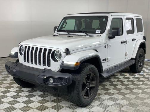 2022 Jeep Wrangler Unlimited Sahara Altitude