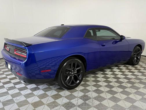 2022 Dodge Challenger SXT