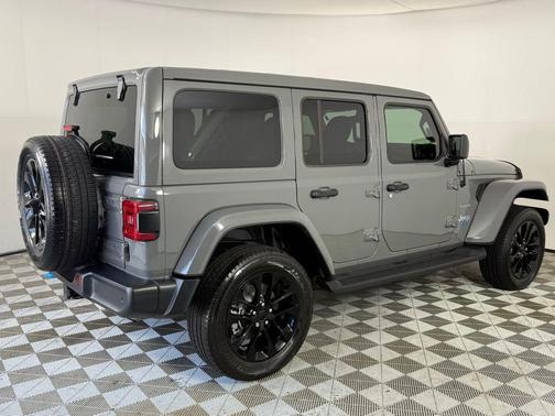 2022 Jeep Wrangler Unlimited 4xe Sahara