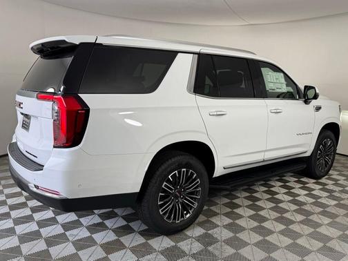 2025 GMC Yukon Elevation