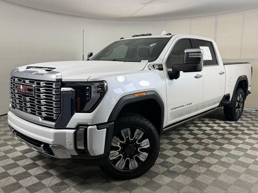 2024 GMC Sierra 2500 Denali