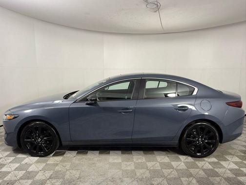 2024 Mazda Mazda3 2.5 S Carbon Edition