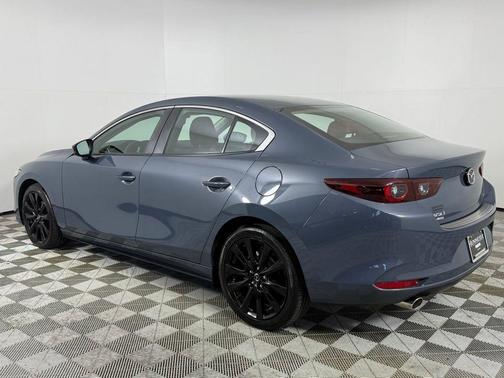 2024 Mazda Mazda3 2.5 S Carbon Edition