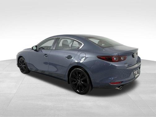 2024 Mazda Mazda3 2.5 S Carbon Edition