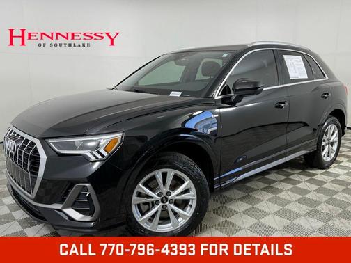 2022 Audi Q3 45 S line Premium