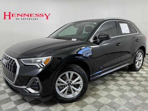 2022 Audi Q3 45 S line Premium