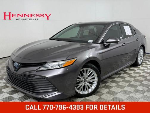 2019 Toyota Camry Hybrid XLE