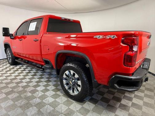 2024 Chevrolet Silverado 2500 Custom